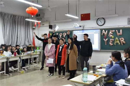 郑州外国语学校各班学生组织文艺晚会辞旧迎新